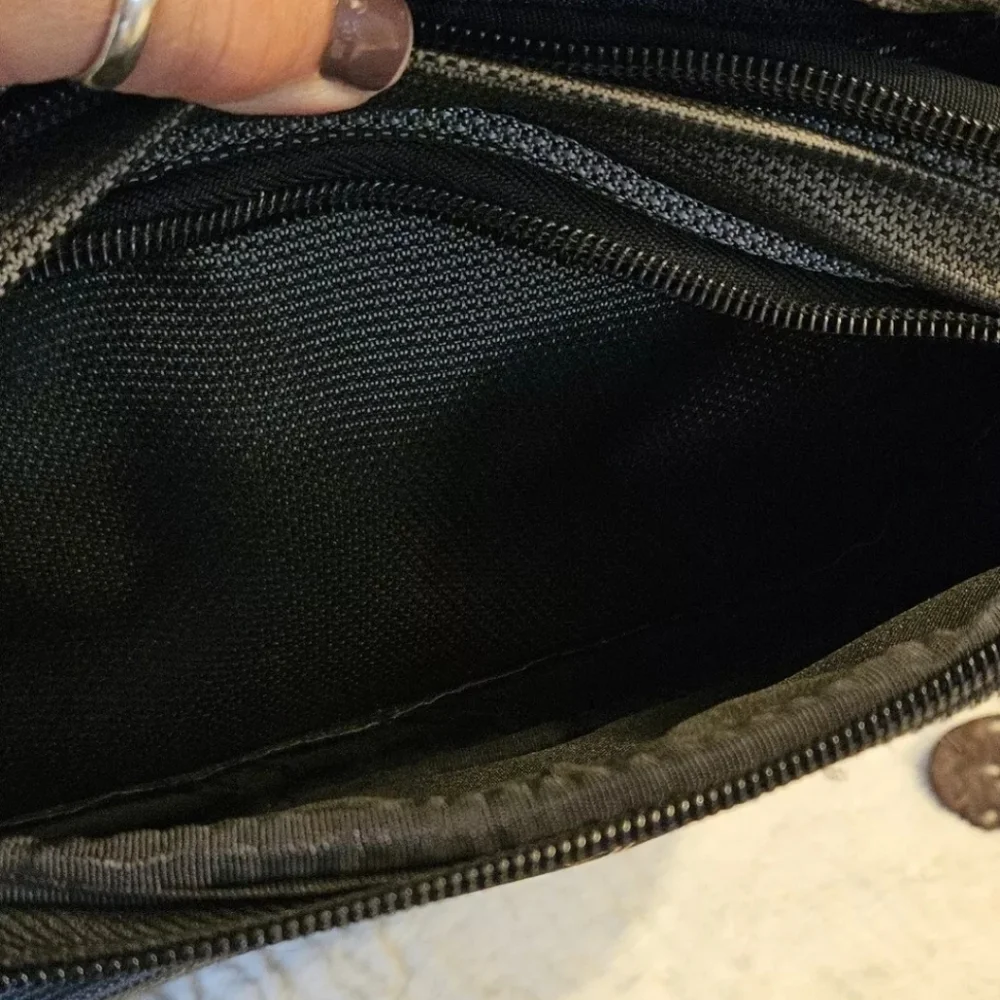 TUMI Black & Gray Backpack with Multiple Compartments Padded Straps Great Cond